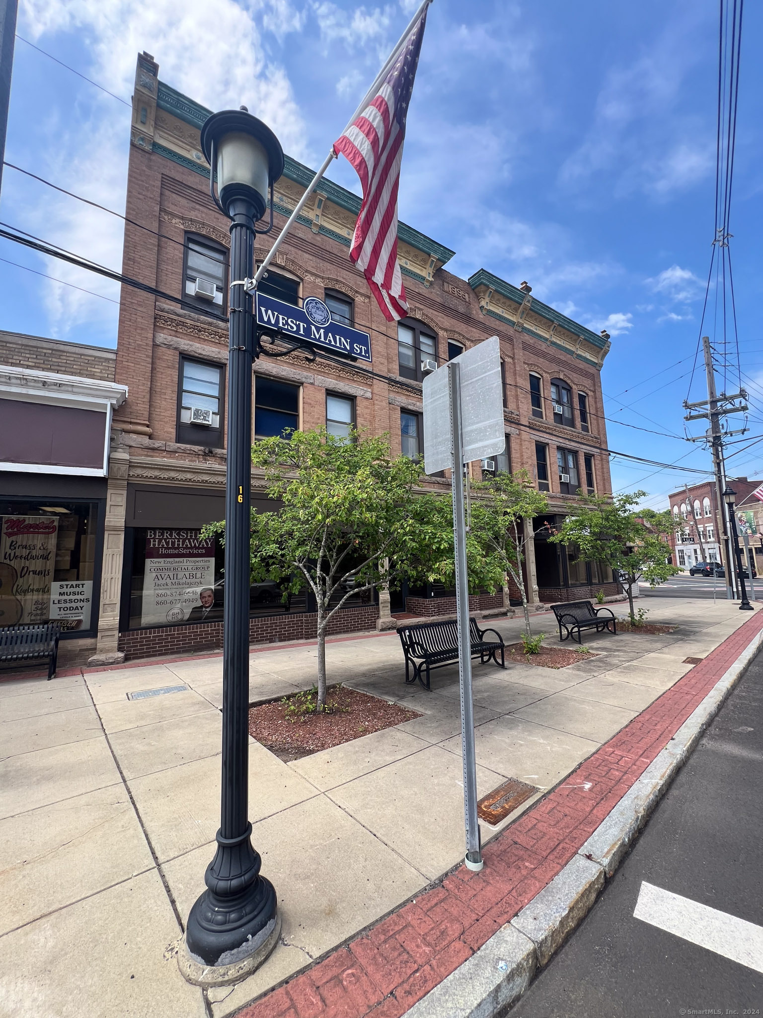 Plainville, Connecticut 06062, United States, ,Residential,Active,54648