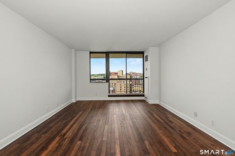 Condo For Sale - 25 Forest Street #14D<br/> Stamford, CT 06901