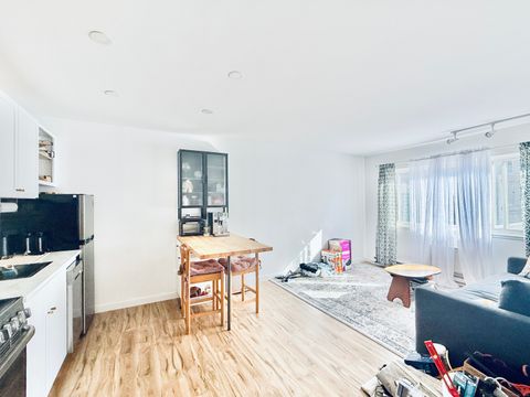 Tiny photo for 5 W Washington Avenue #APT 5, Stamford, CT 06902 (MLS # 24135131)
