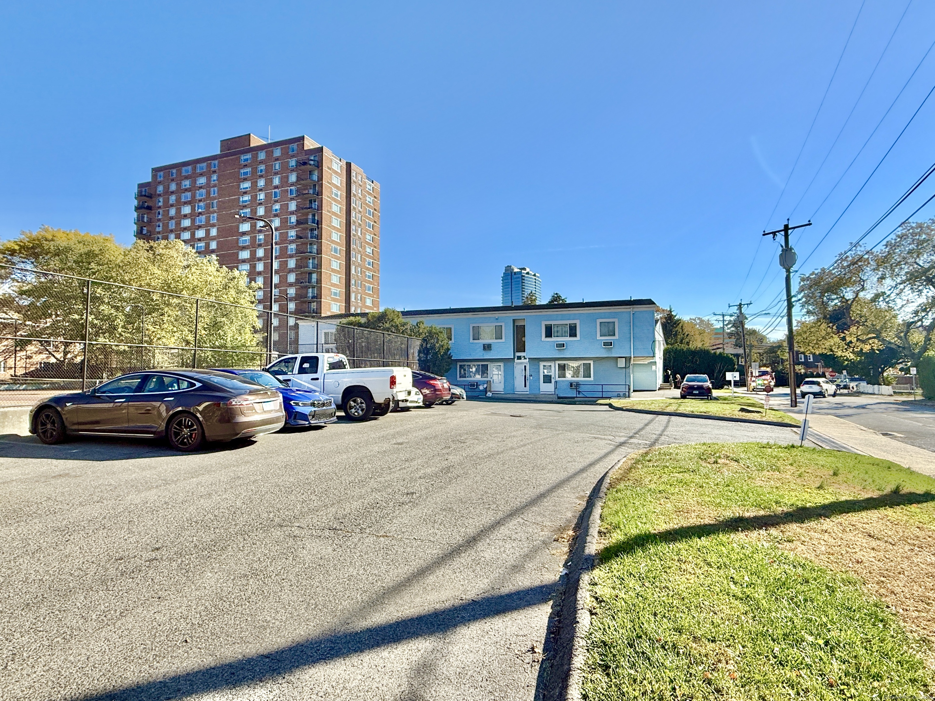 5 West Washington Avenue APT 5