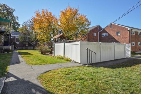 Tiny photo for 108 Strawberry Hill Avenue #1, Stamford, CT 06902 (MLS # 24135538)