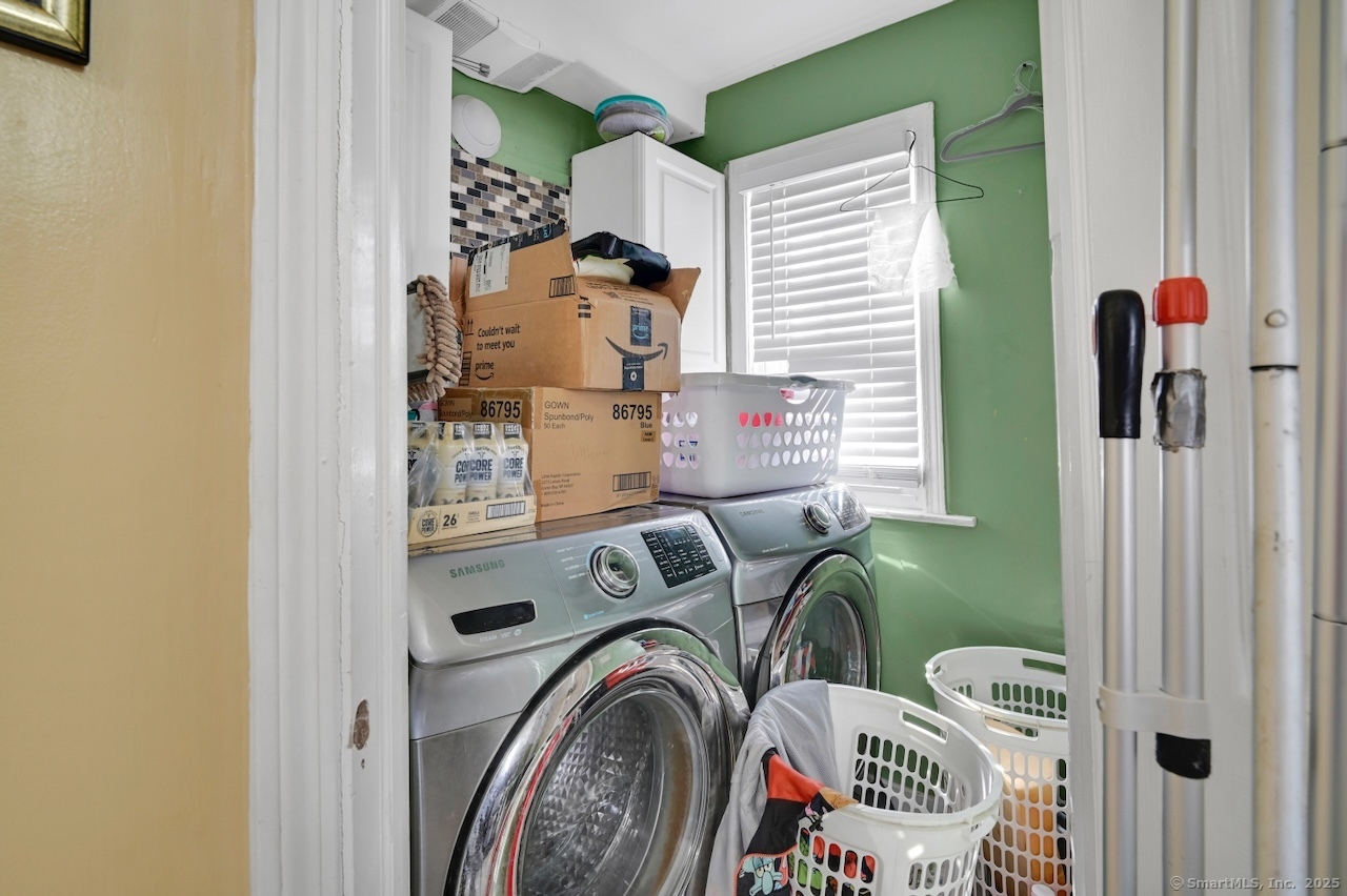 809 Burnside Avenue, East Hartford, Connecticut image 14