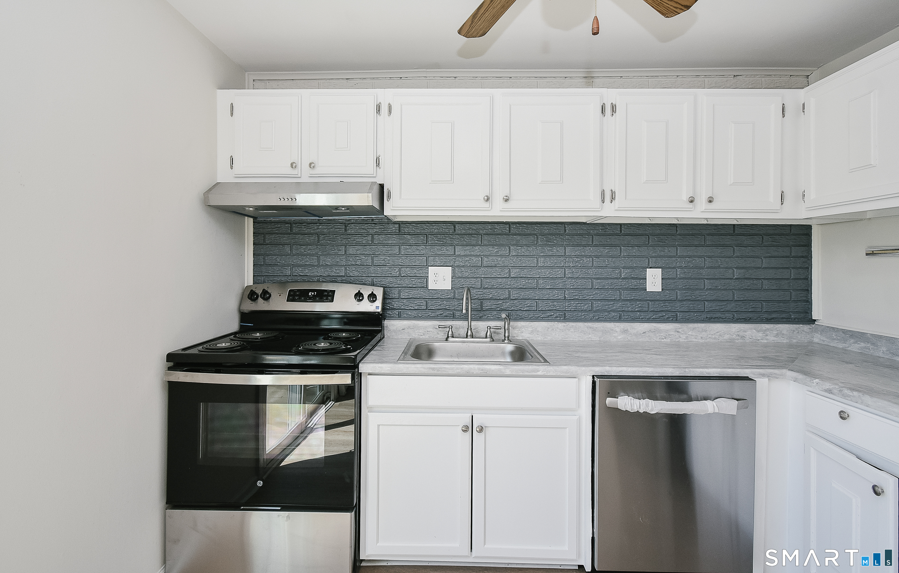 410 Blackstone Village 410