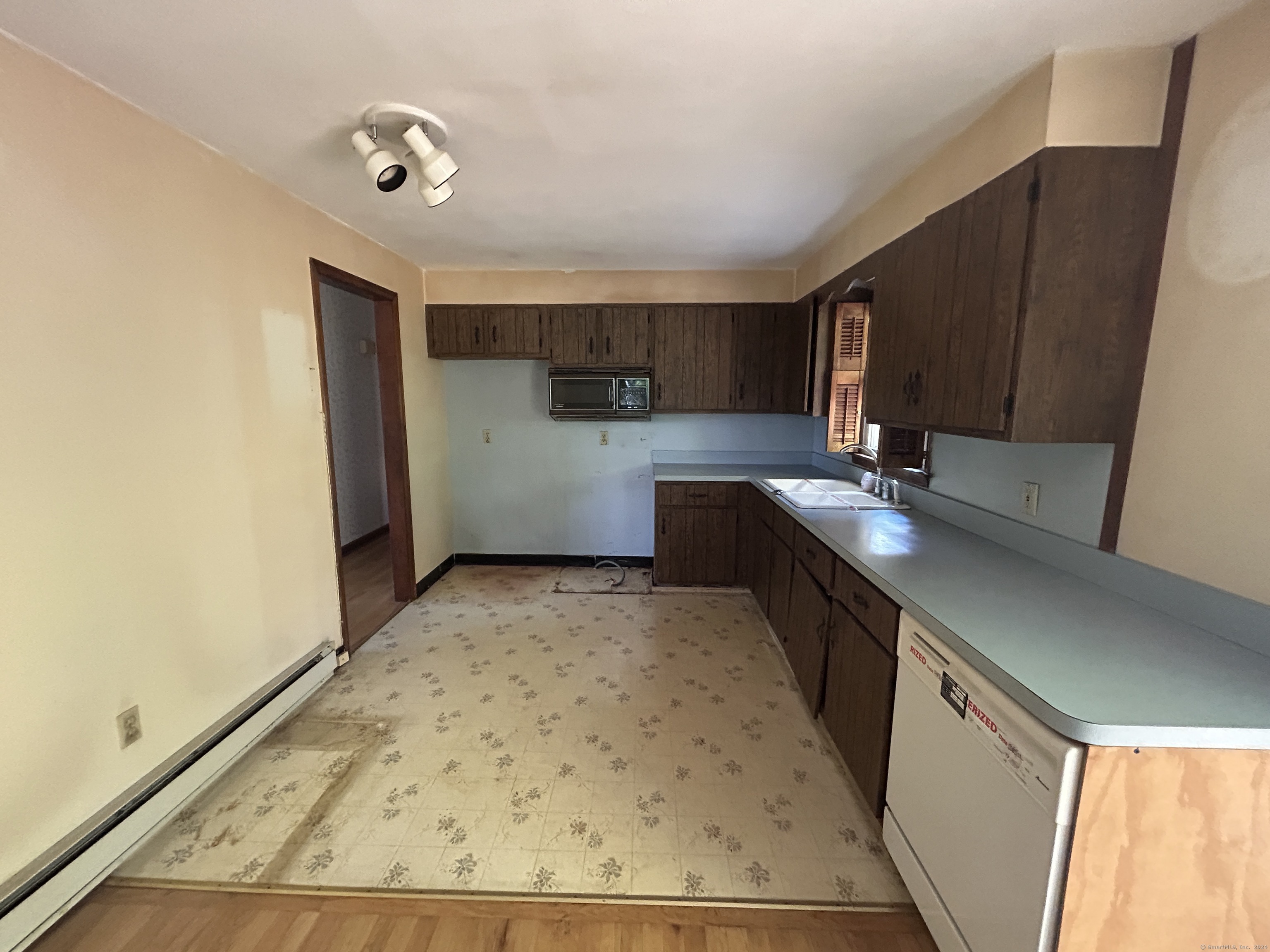 3 Morningstar Drive, Seymour, Connecticut image 10