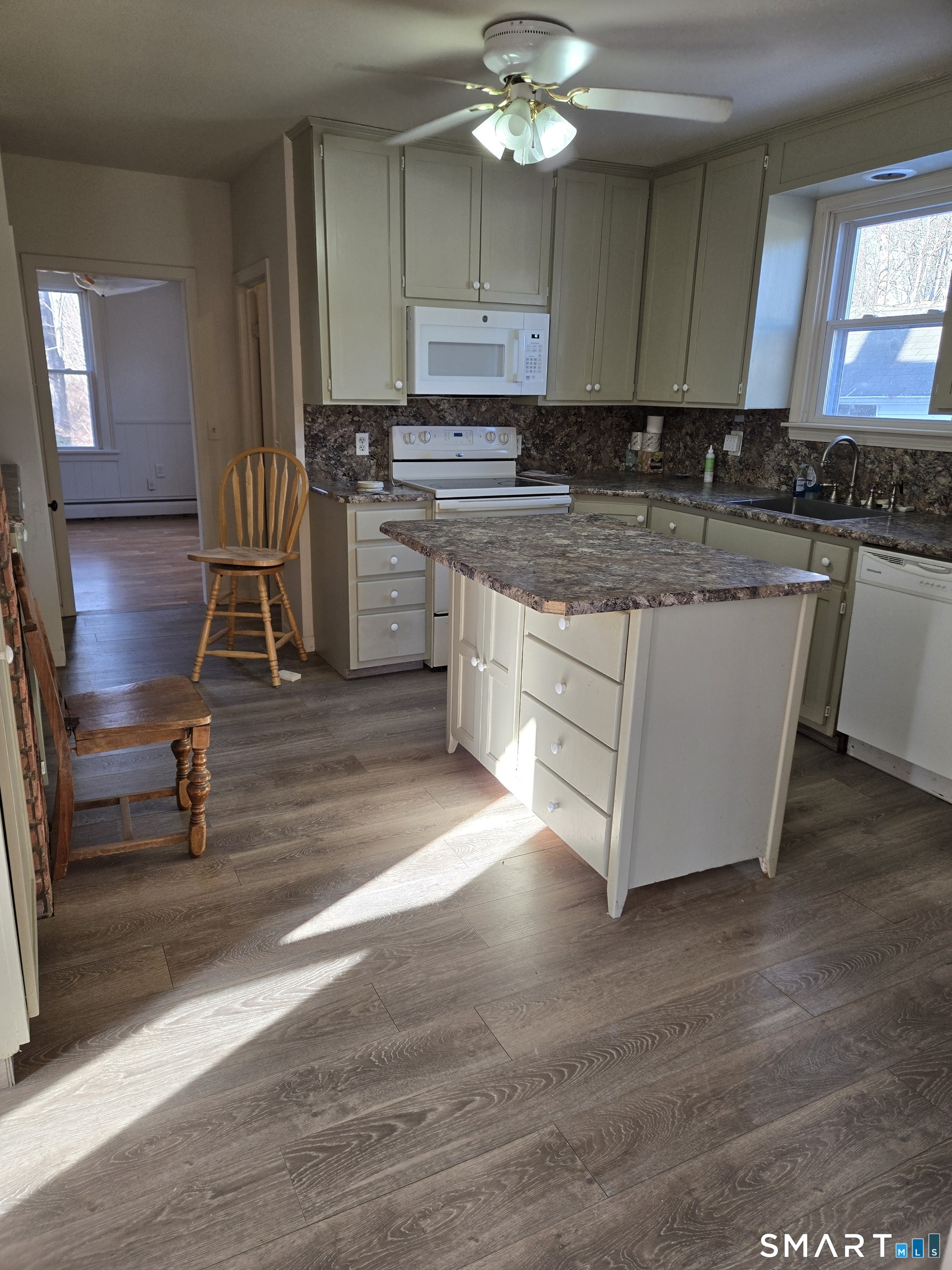 40 Maple Avenue Extension