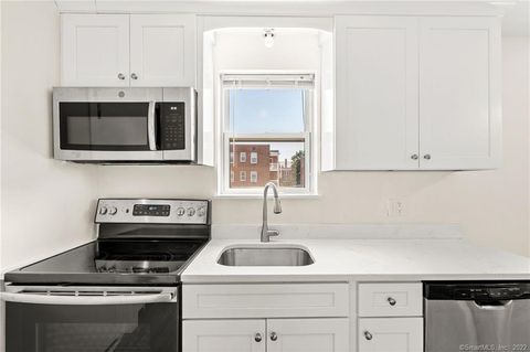 Tiny photo for 30 Arnold Way #30-2, West Hartford, CT 06119 (MLS # 24135908)