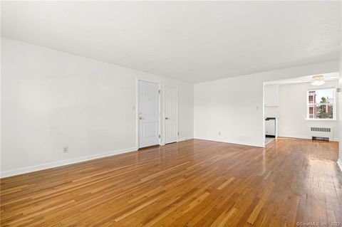 Tiny photo for 30 Arnold Way #30-2, West Hartford, CT 06119 (MLS # 24135908)