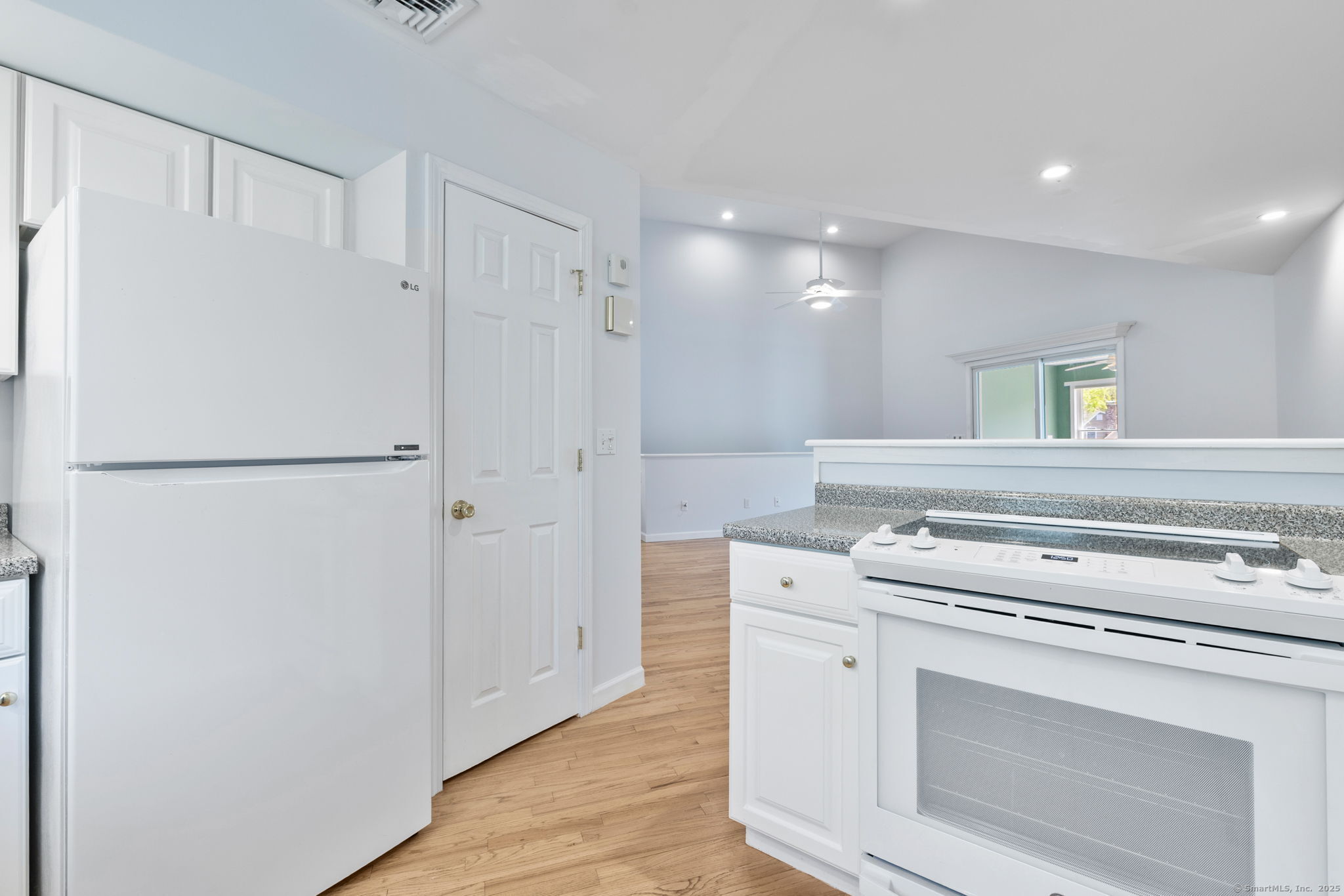 3 River Edge Drive, Newtown, Connecticut image 29