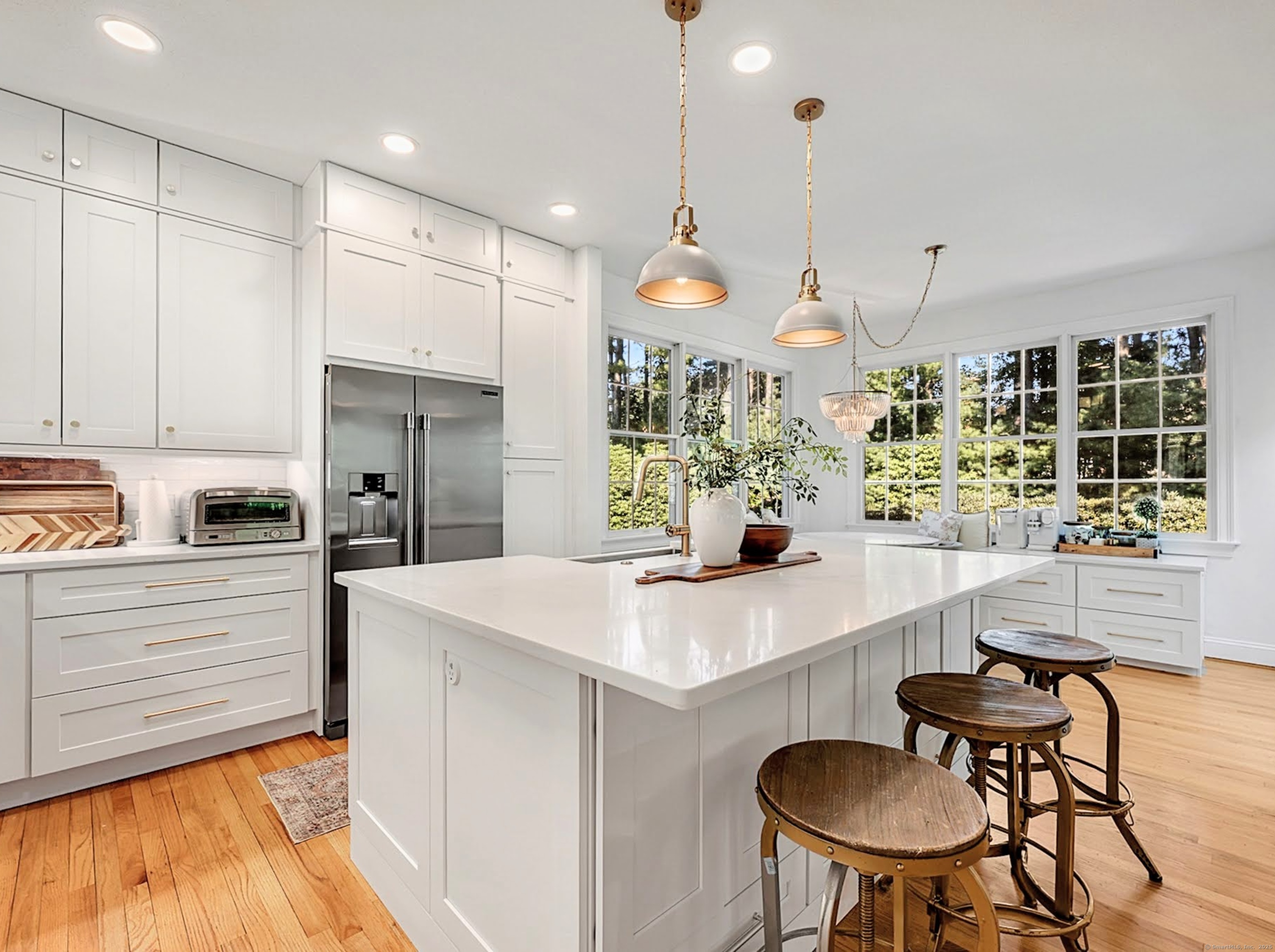 1667 Diamond Lake Road