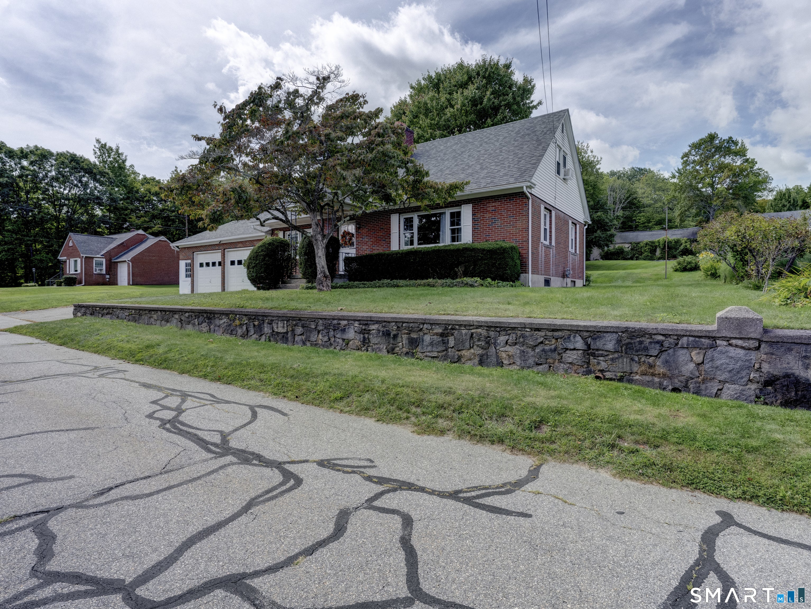222 Maplewood Avenue