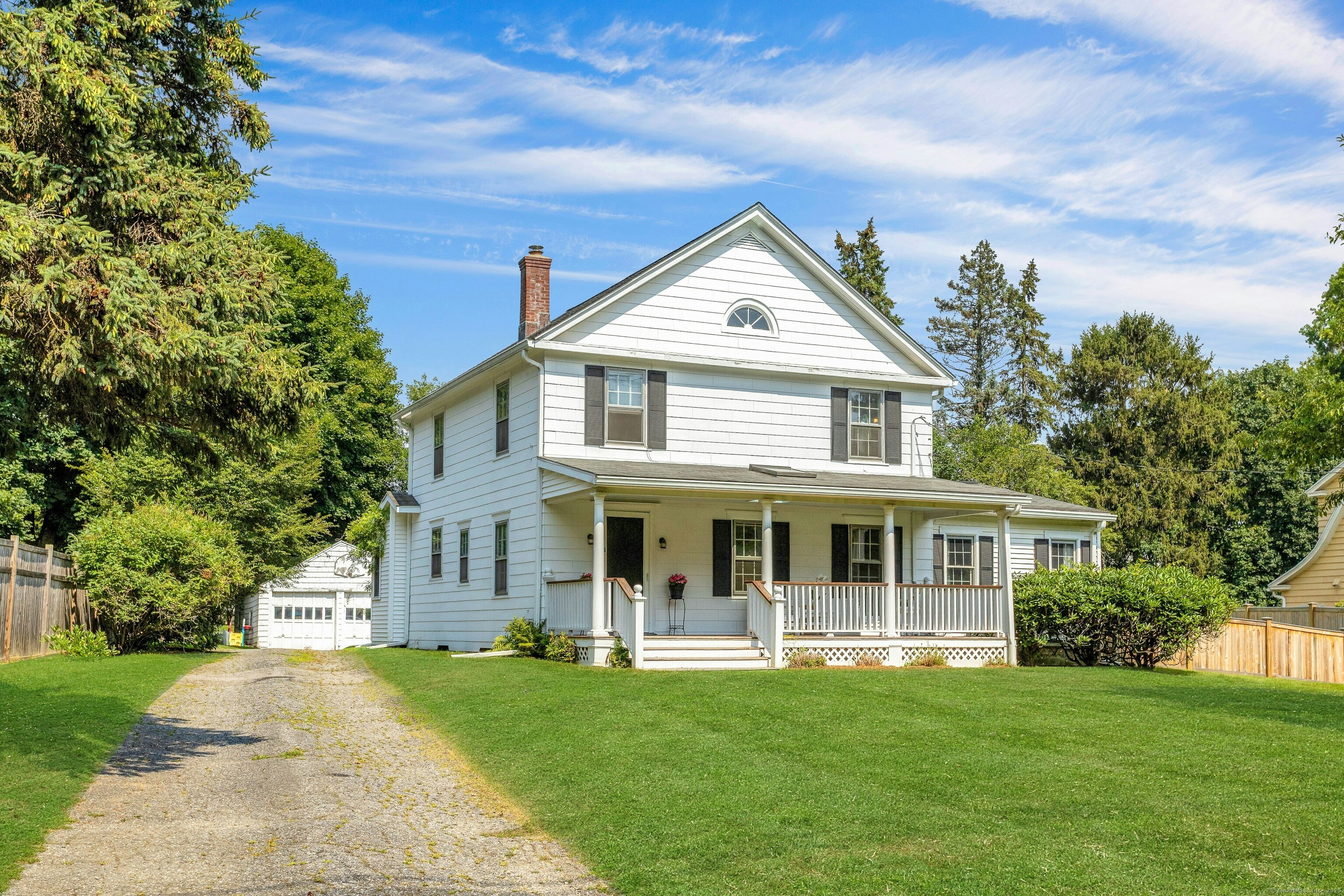 15 West Parish Road