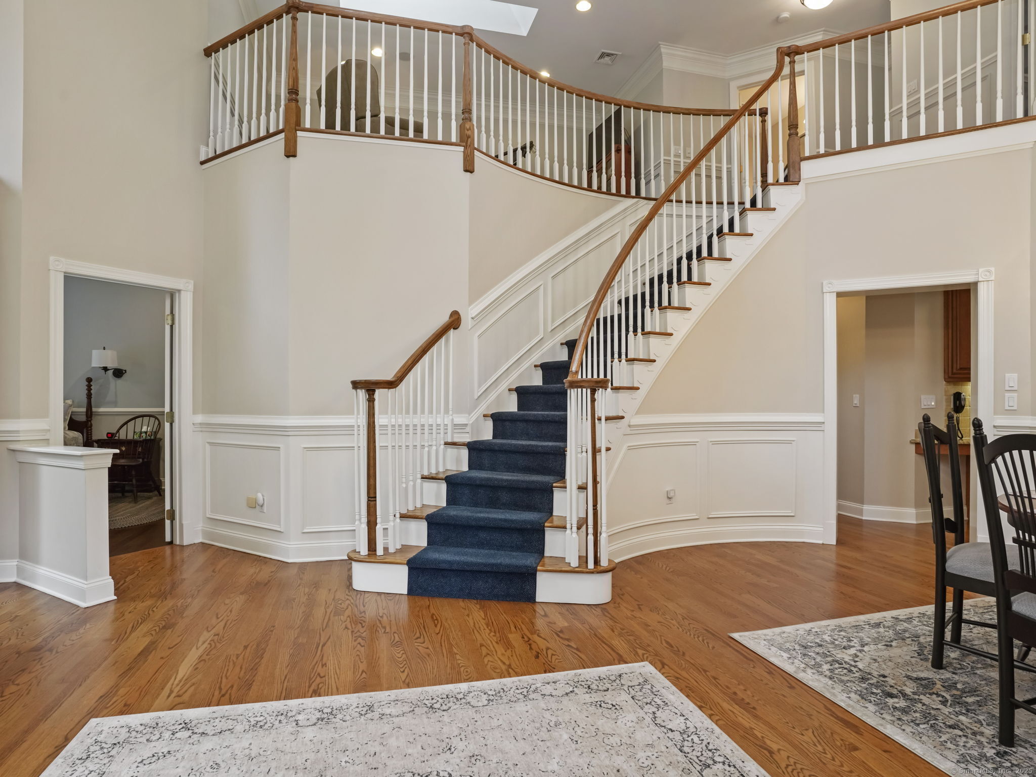 7 Regency Circle 7