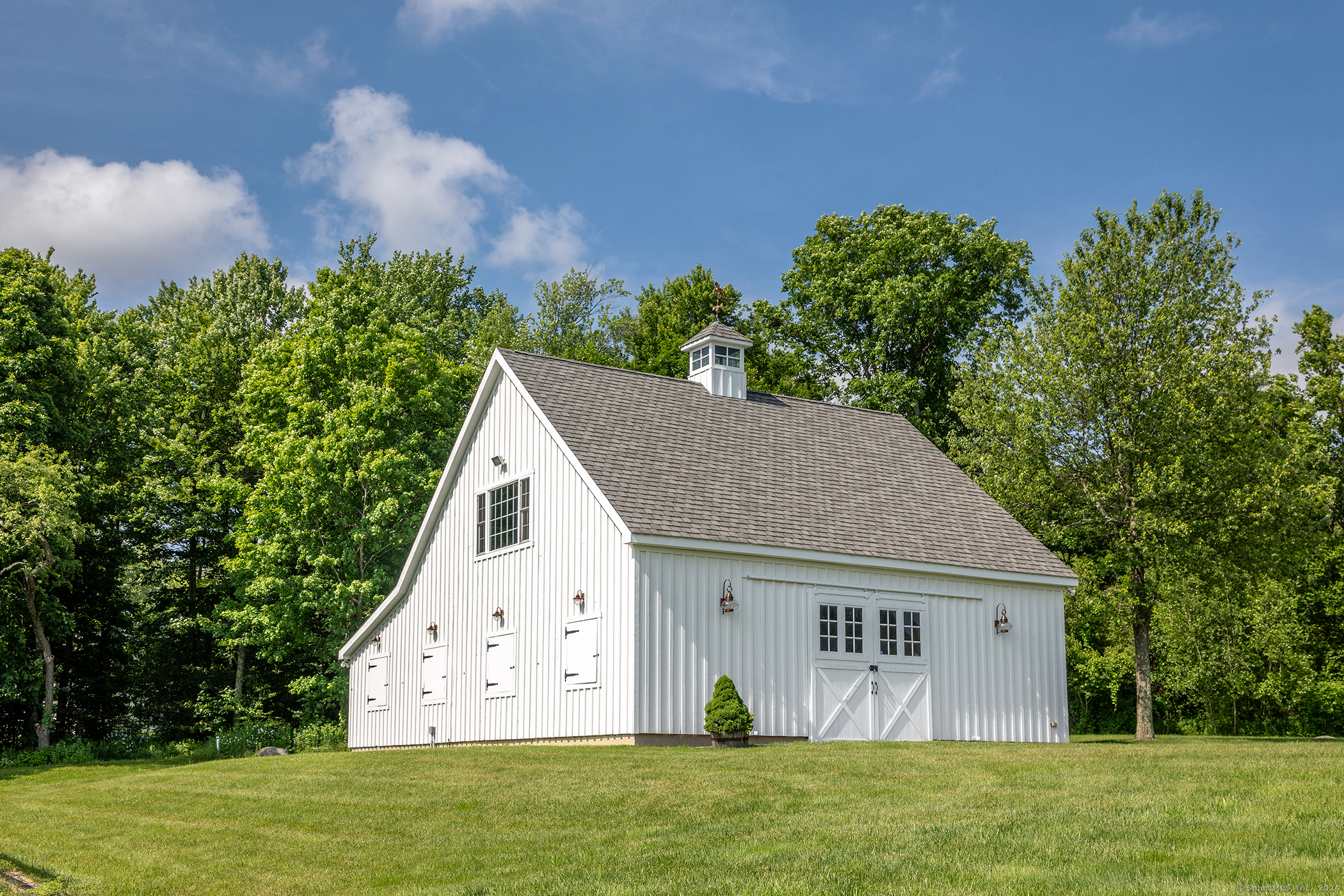 562 Upper Grassy Hill Road