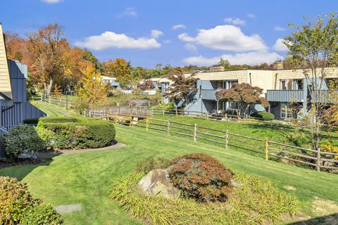 Tiny photo for 92 Montauk Street #92, Fairfield, CT 06825 (MLS # 24133439)