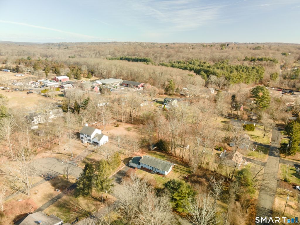 Photo of 6 Maple Circle, Monroe, CT 06468 (MLS # 24145996)