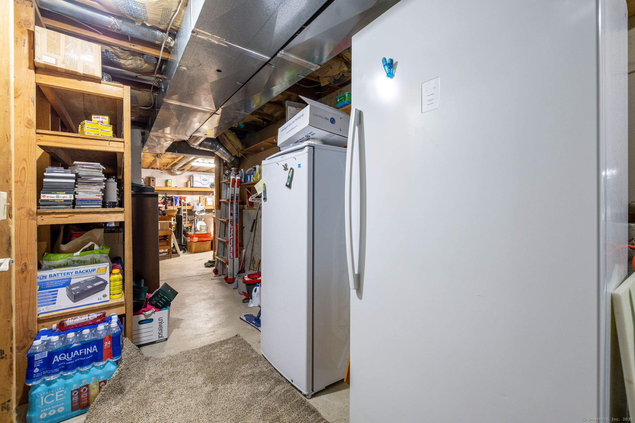 Colchester, Connecticut 06415, United States, 4 Bedrooms Bedrooms, ,3 BathroomsBathrooms,Residential,Active,196260