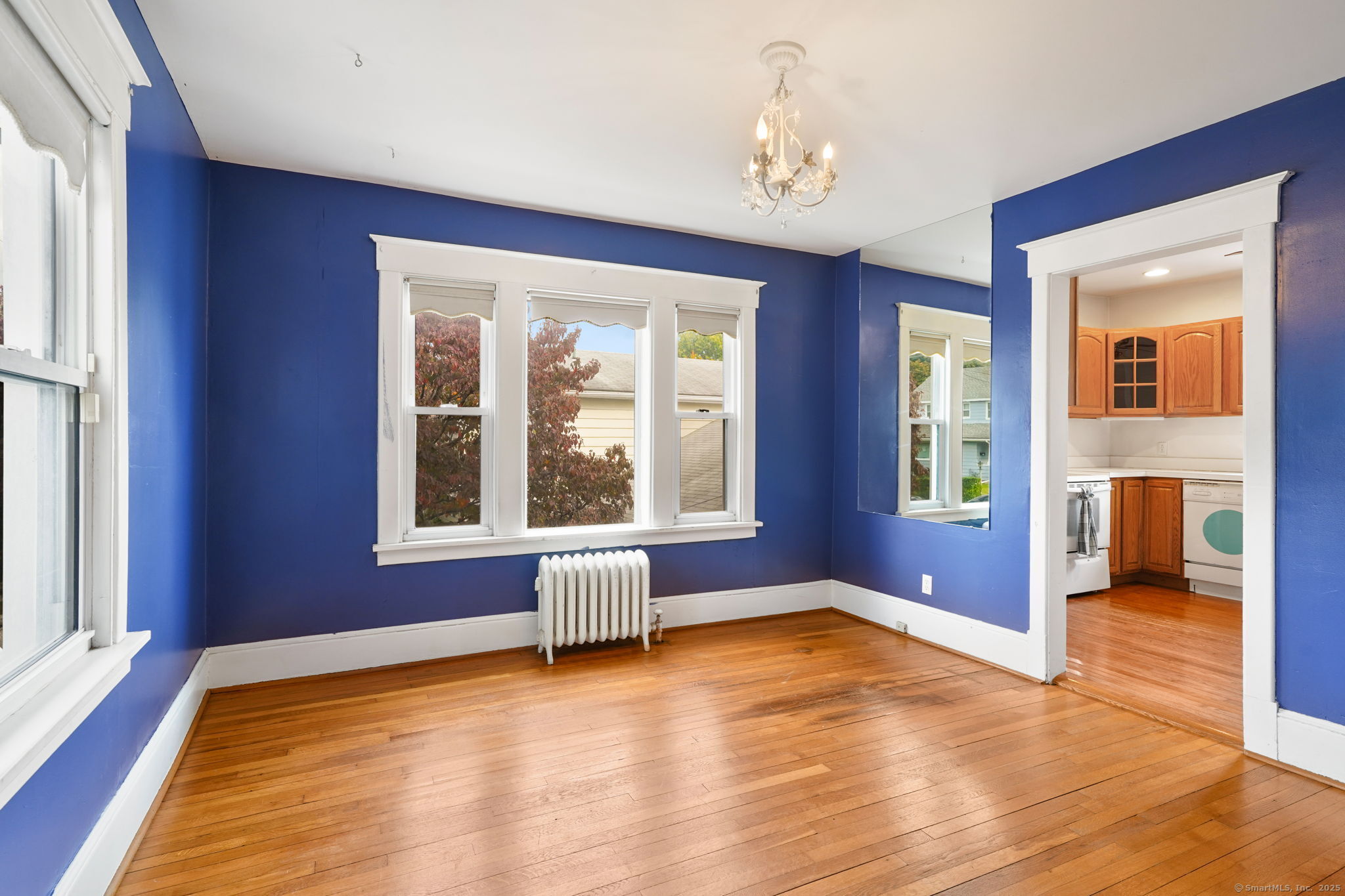 Stamford, Connecticut 06902, United States, 3 Bedrooms Bedrooms, ,2 BathroomsBathrooms,Residential,Active,229957