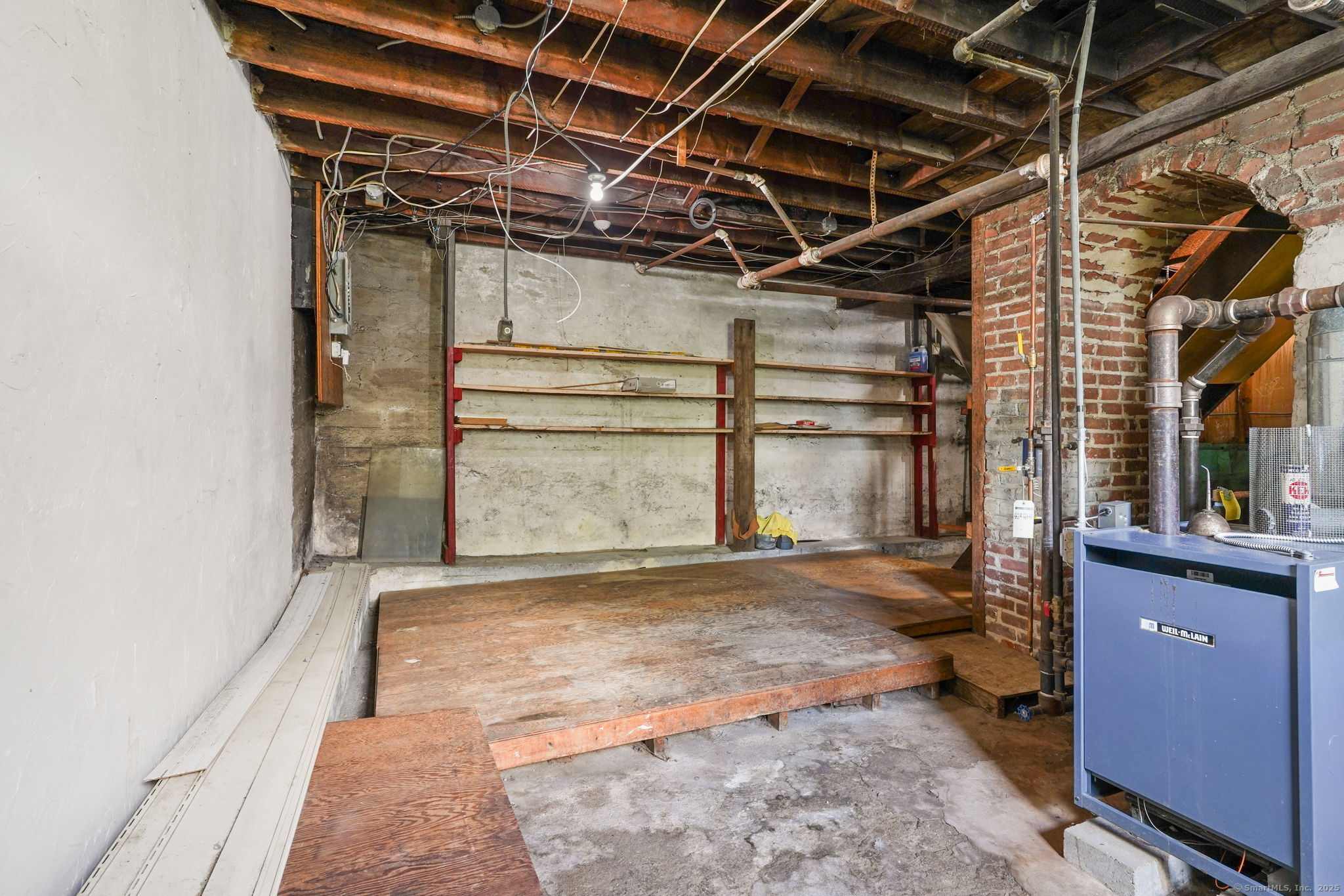 Stamford, Connecticut 06902, United States, 3 Bedrooms Bedrooms, ,2 BathroomsBathrooms,Residential,Active,229957