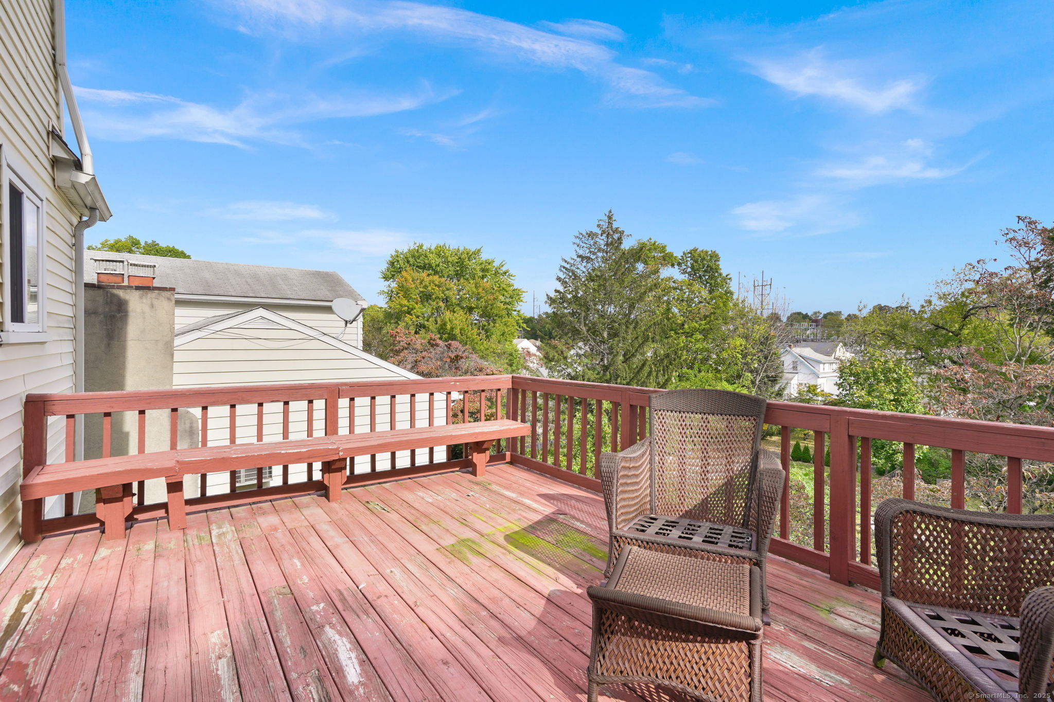 Stamford, Connecticut 06902, United States, 3 Bedrooms Bedrooms, ,2 BathroomsBathrooms,Residential,Active,229957