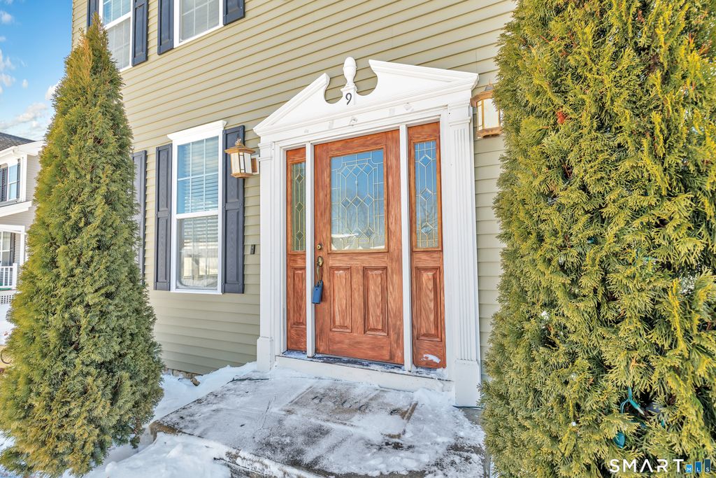 Photo of 9 Fox Run Lane, Seymour, CT 06483 (MLS # 24159501)