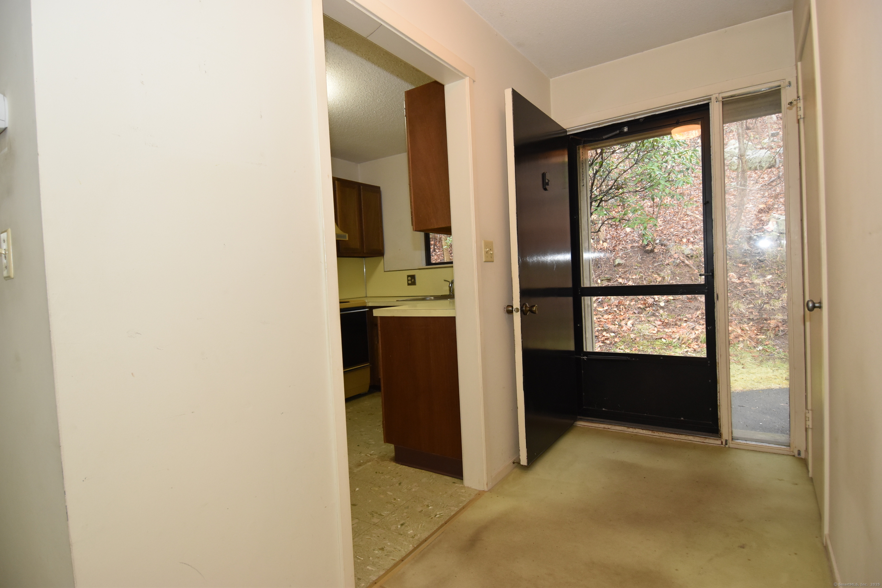 1034 Heritage Village #B, Southbury, Connecticut image 4