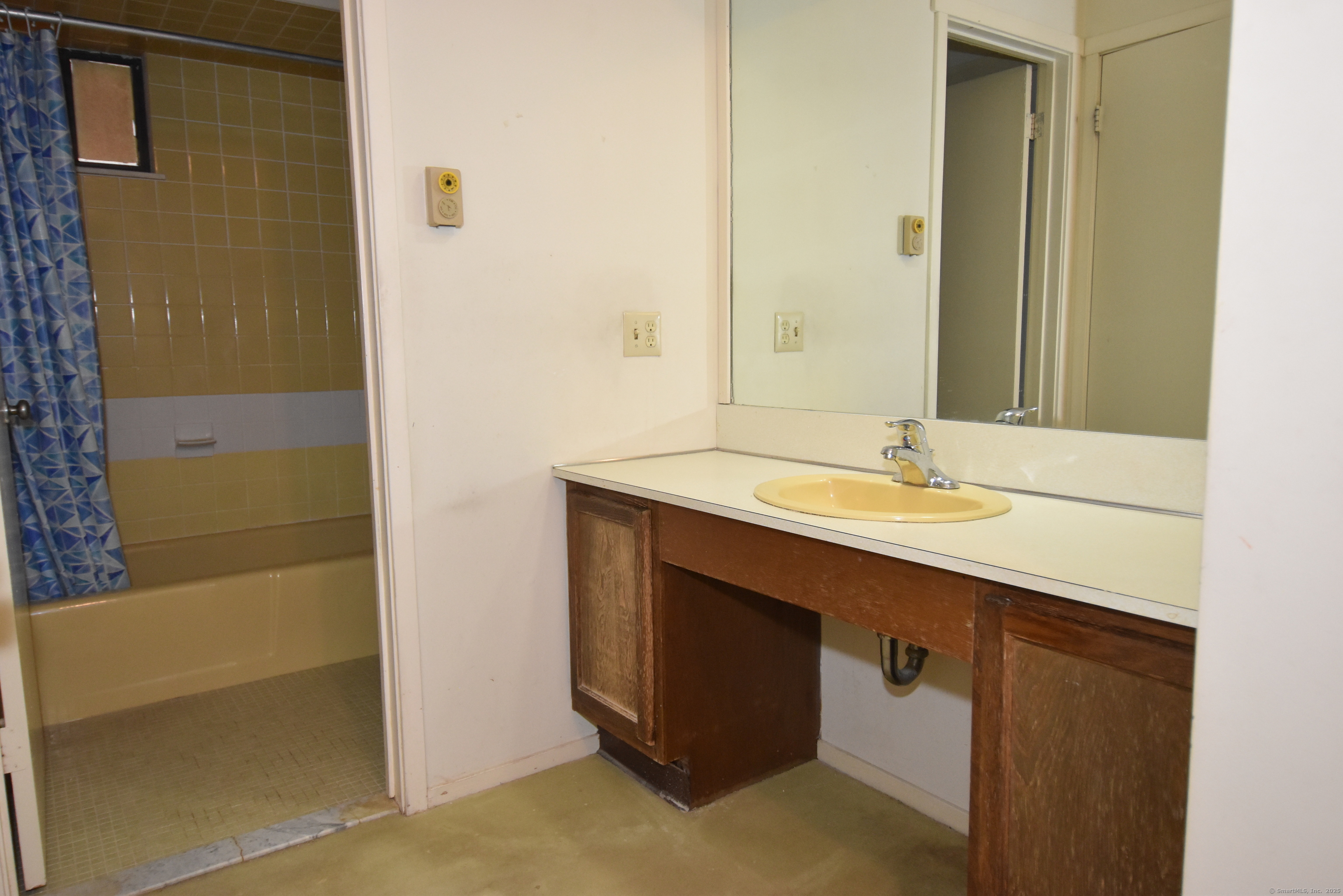 1034 Heritage Village #B, Southbury, Connecticut image 11
