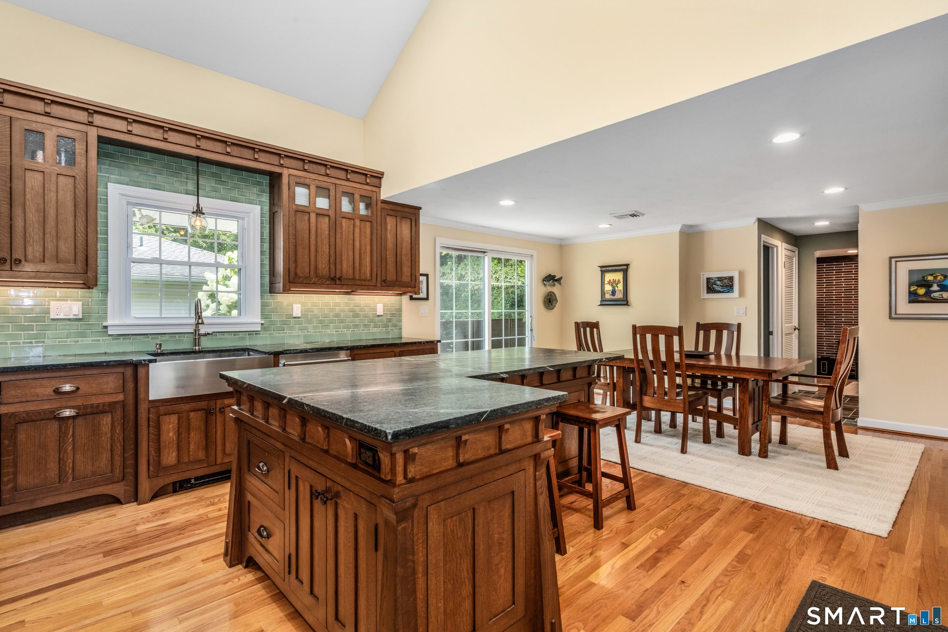 342 Mountain Road