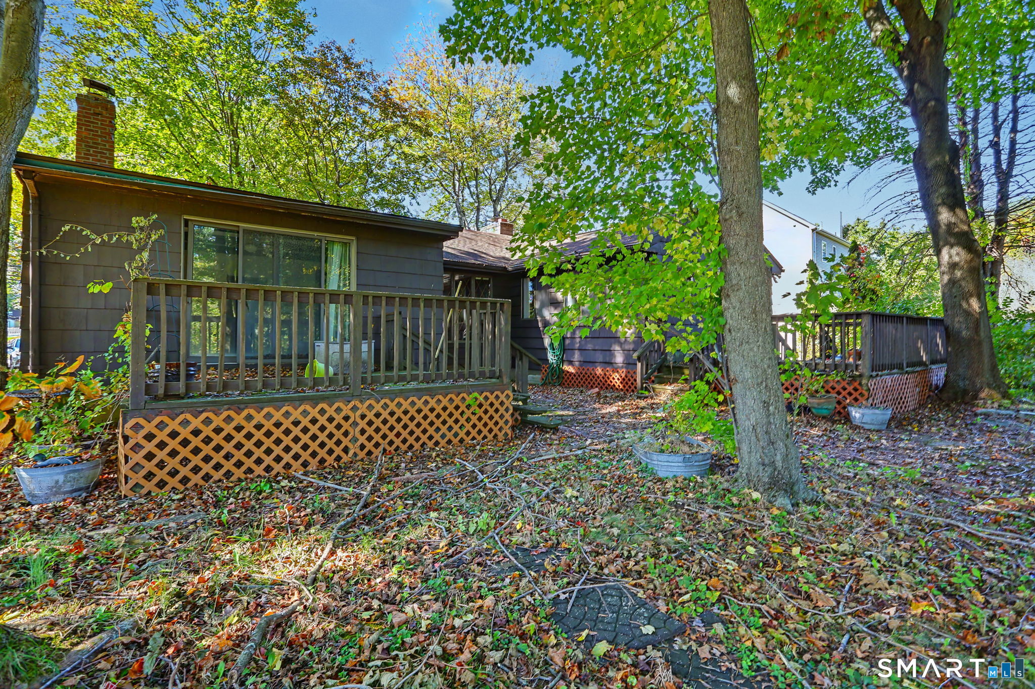 1746 Huntington Road