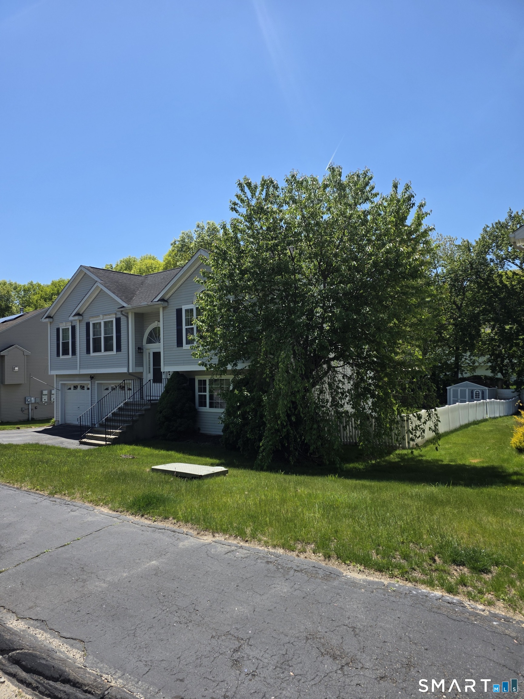 20 Georges Court