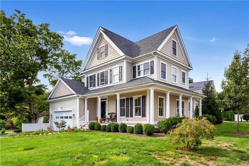 Photo 1 of 19 Sunset Lane, Ridgefield, Connecticut, $920,000, Web #: 170333434