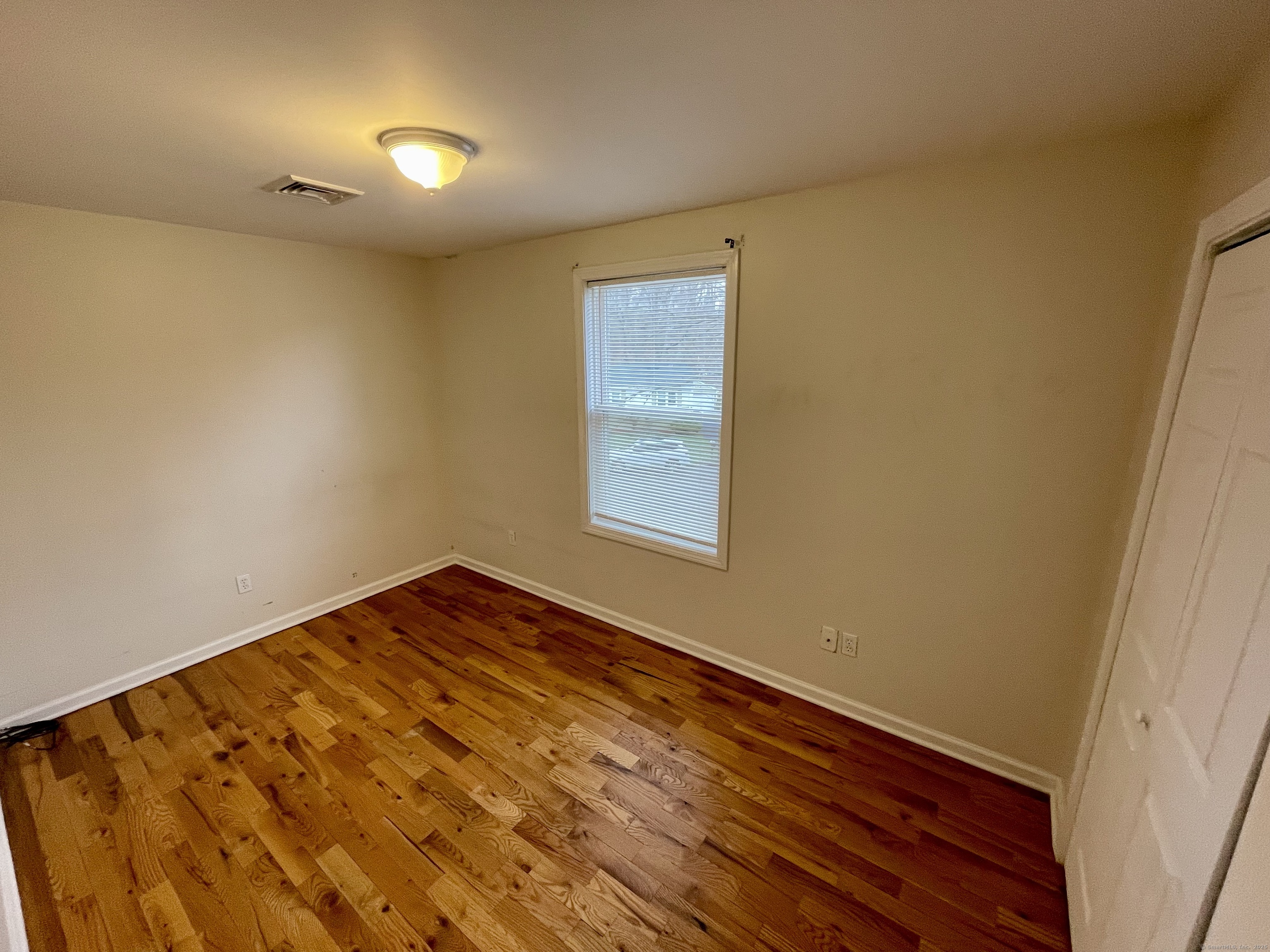 1895 Reservoir Avenue, Bridgeport, Connecticut image 14