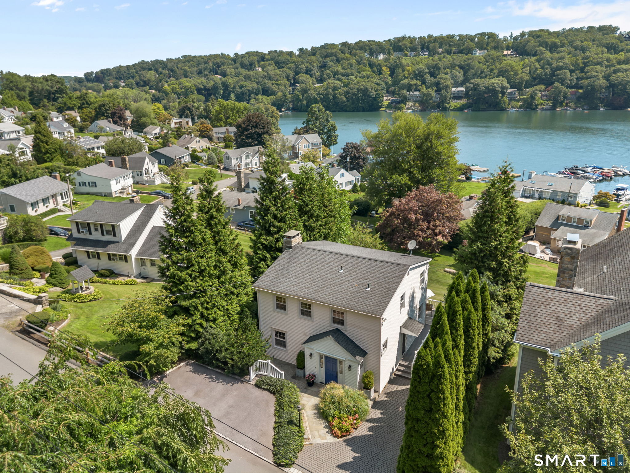 13 Candlewood Knolls Road
