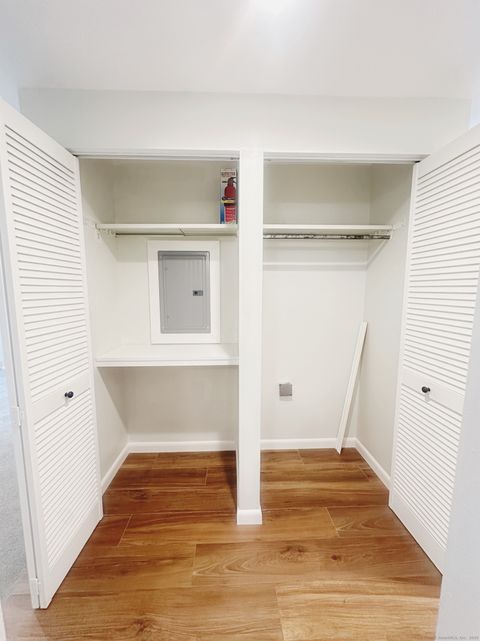 Tiny photo for 183 Loomis Drive #APT 104, West Hartford, CT 06107 (MLS # 24135627)