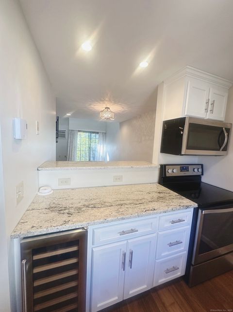 Tiny photo for 183 Loomis Drive #APT 104, West Hartford, CT 06107 (MLS # 24135627)