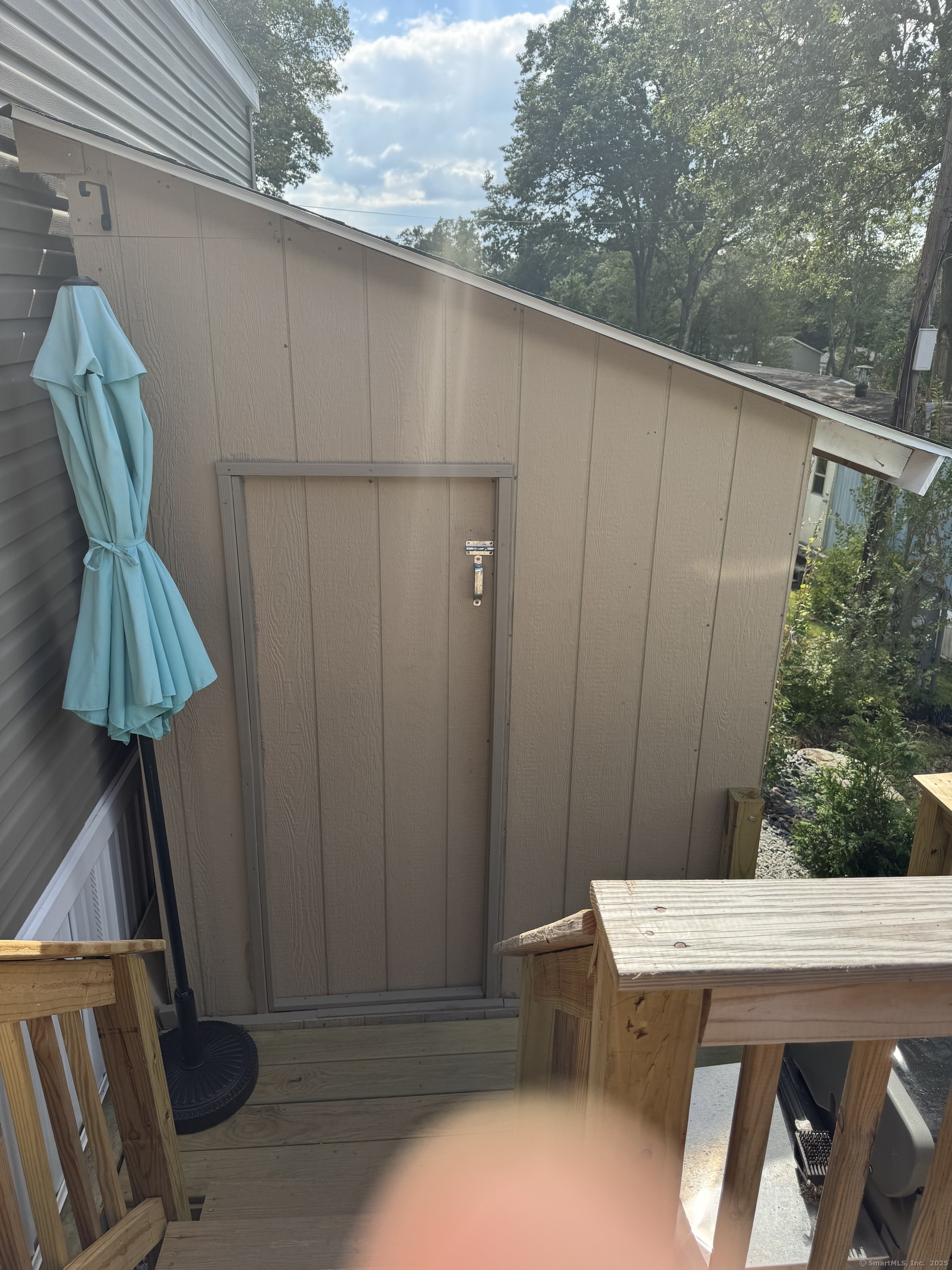 Vernon, Connecticut 06066, United States, 2 Bedrooms Bedrooms, ,1 BathroomBathrooms,Residential,Pending,210150