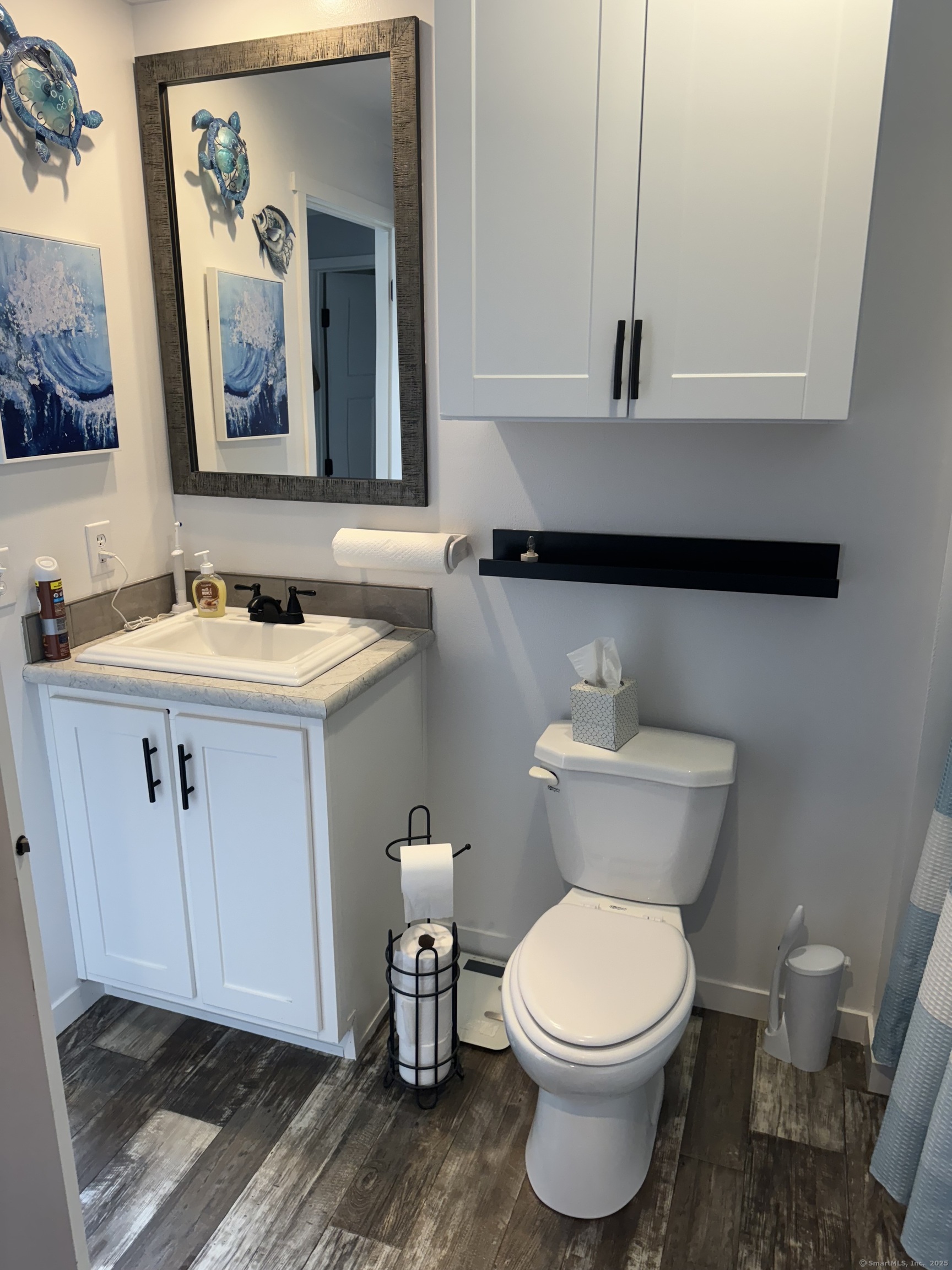 Vernon, Connecticut 06066, United States, 2 Bedrooms Bedrooms, ,1 BathroomBathrooms,Residential,Pending,210150