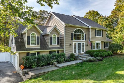 2 Columbia Drive New Fairfield CT 06812