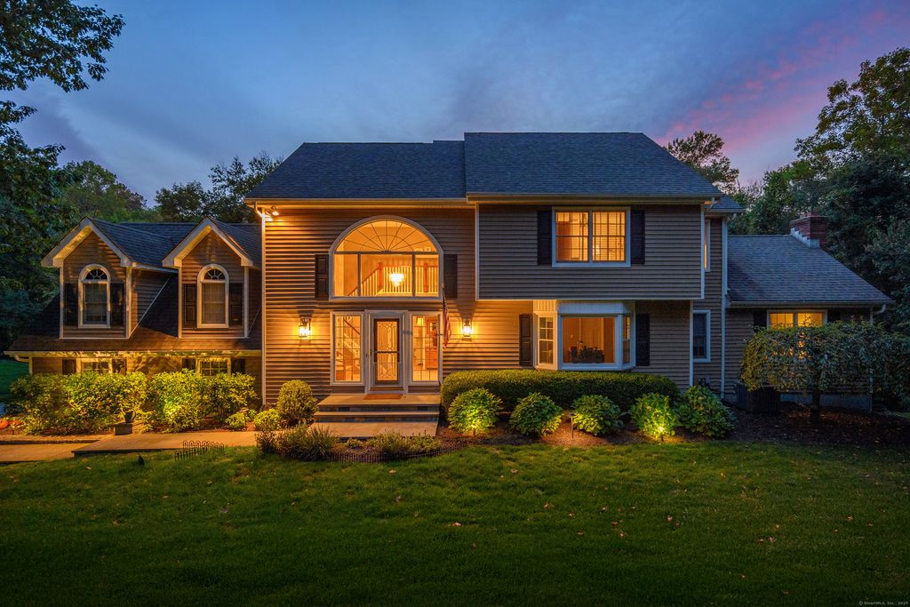Photo of 2 Columbia Drive, New Fairfield, CT 06812 (MLS # 24132161)