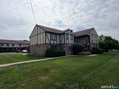 Photo of 16 Waterbury Road #2-B, Prospect, CT 06712 (MLS # 24185165)