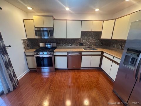 Tiny photo for 15 Crest Street #A3, West Haven, CT 06516 (MLS # 24142084)