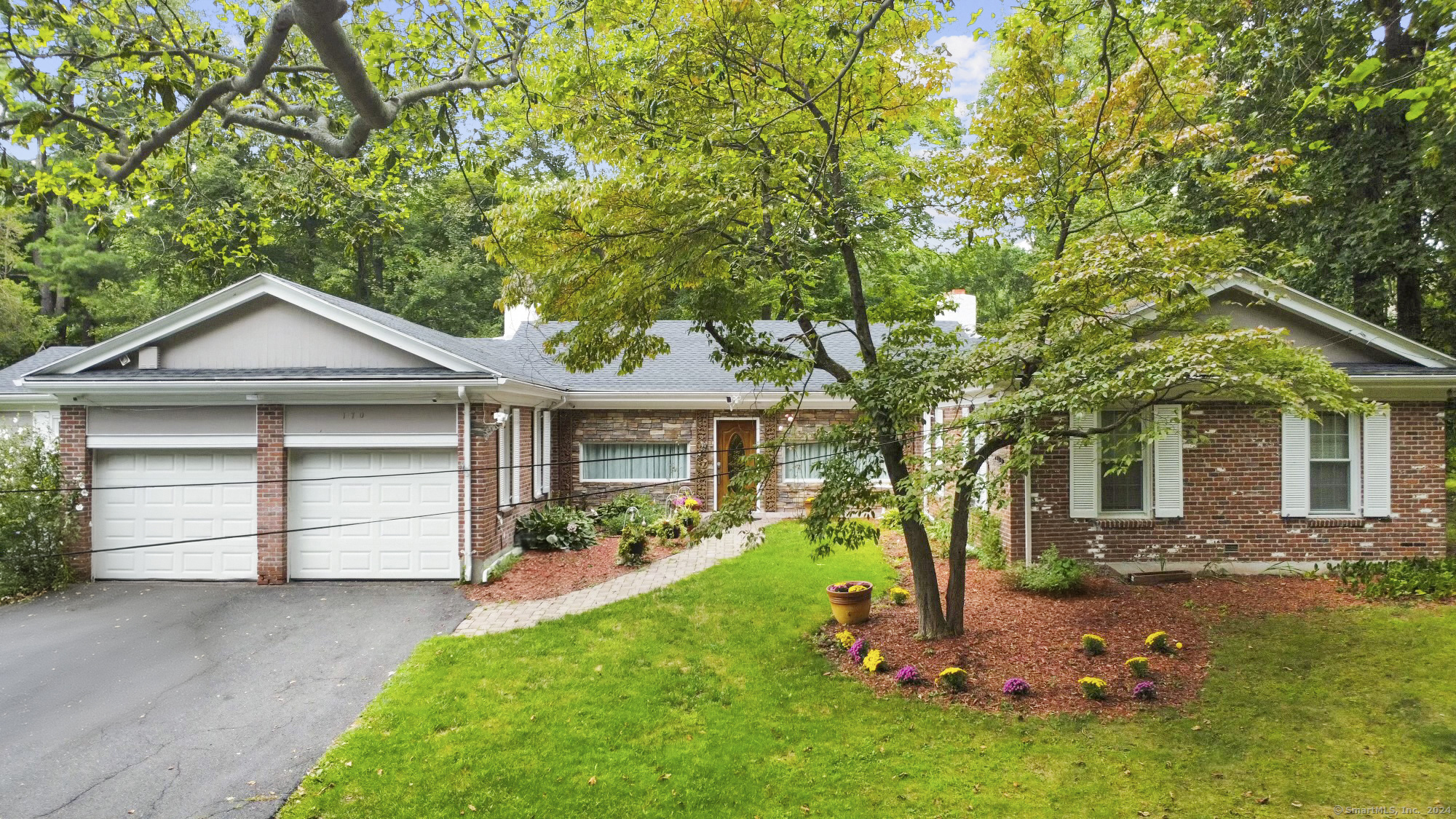 170 Hunter Drive, West Hartford, Connecticut image 1
