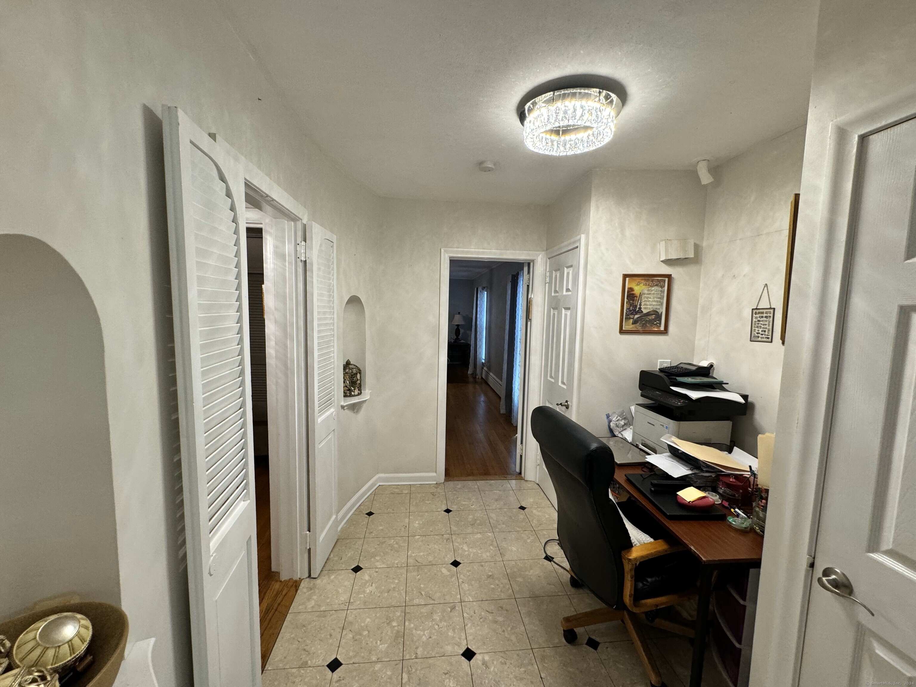 170 Hunter Drive, West Hartford, Connecticut image 14