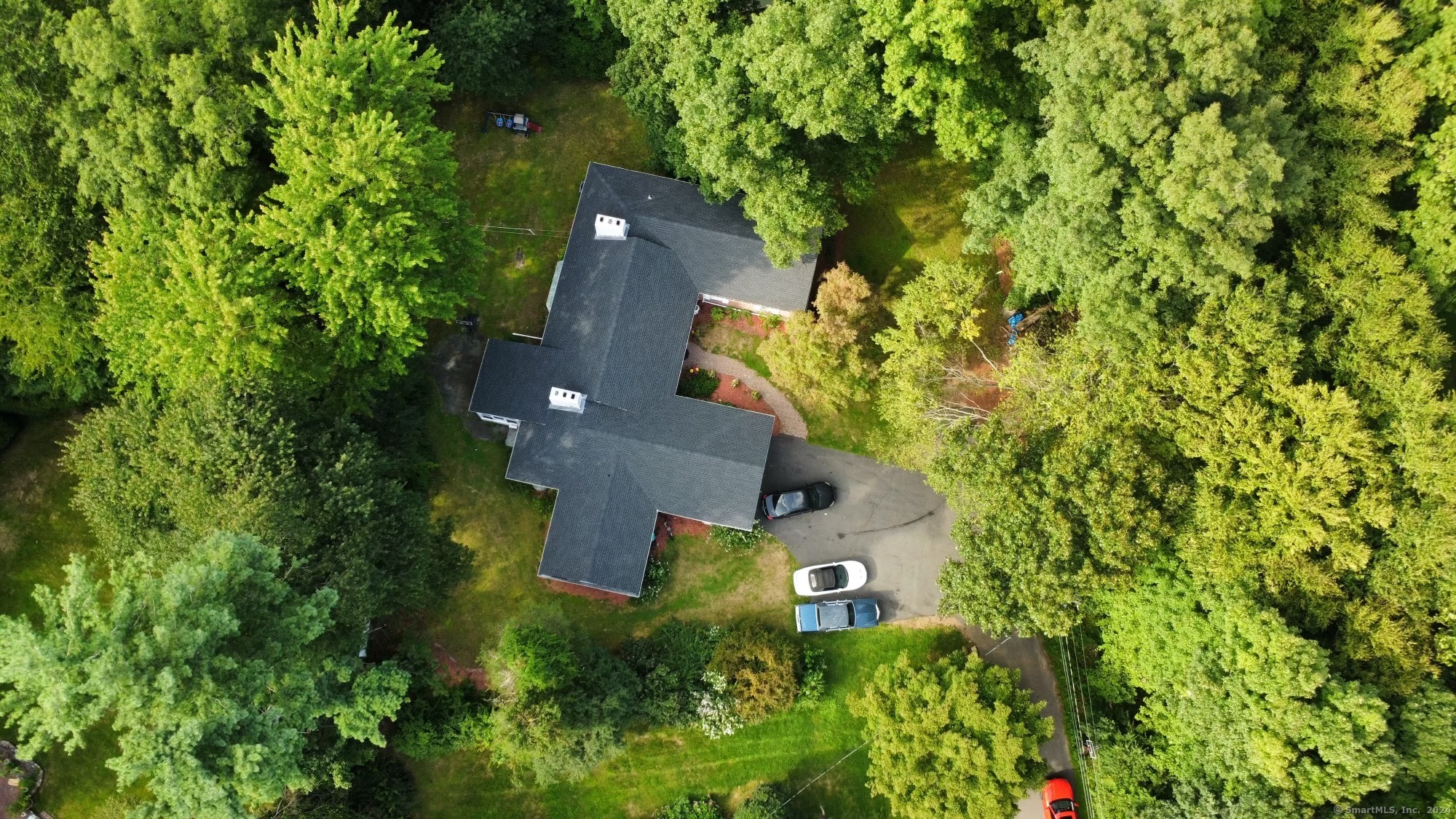 170 Hunter Drive, West Hartford, Connecticut image 4