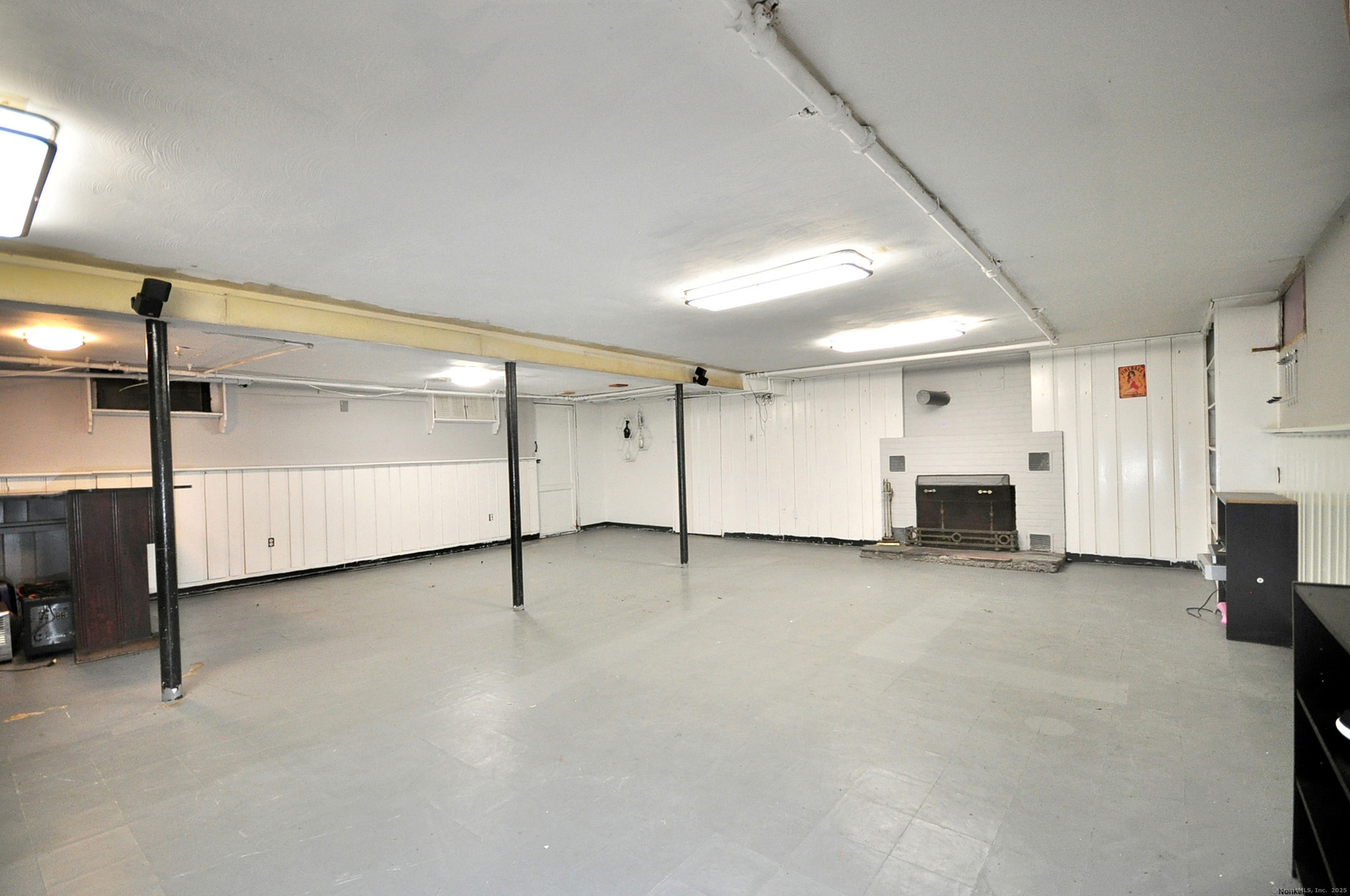 16 Hamilton Drive, Berlin, Connecticut image 34