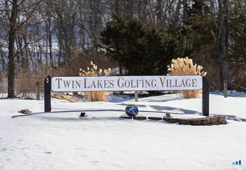 Photo of 219 Twin Lakes Road #APT A, North Branford, CT 06471 (MLS # 24133902)