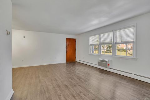 Tiny photo for 4 Grandview Drive #49A, Farmington, CT 06032 (MLS # 24128893)