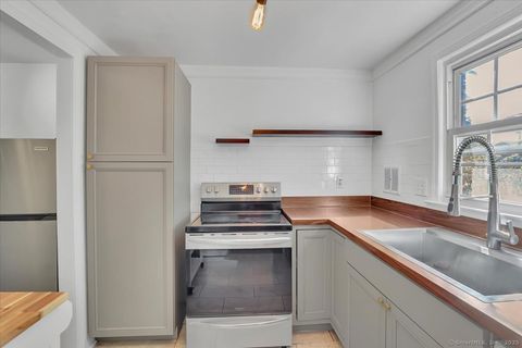 Tiny photo for 4 Grandview Drive #49A, Farmington, CT 06032 (MLS # 24128893)