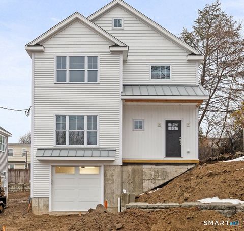 Photo of 108 New England Avenue, Fairfield, CT 06824 (MLS # 24164022)