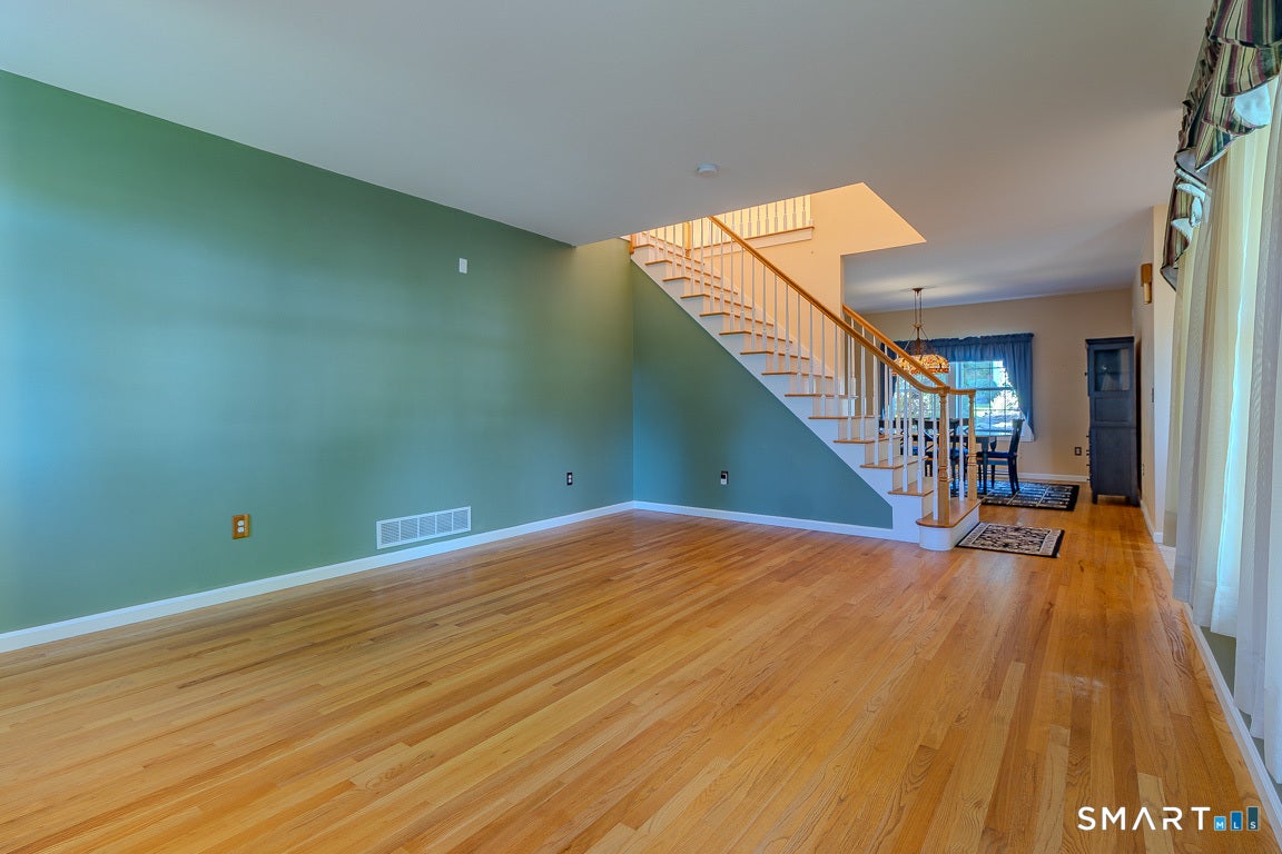 160 Hawthorne Drive 160