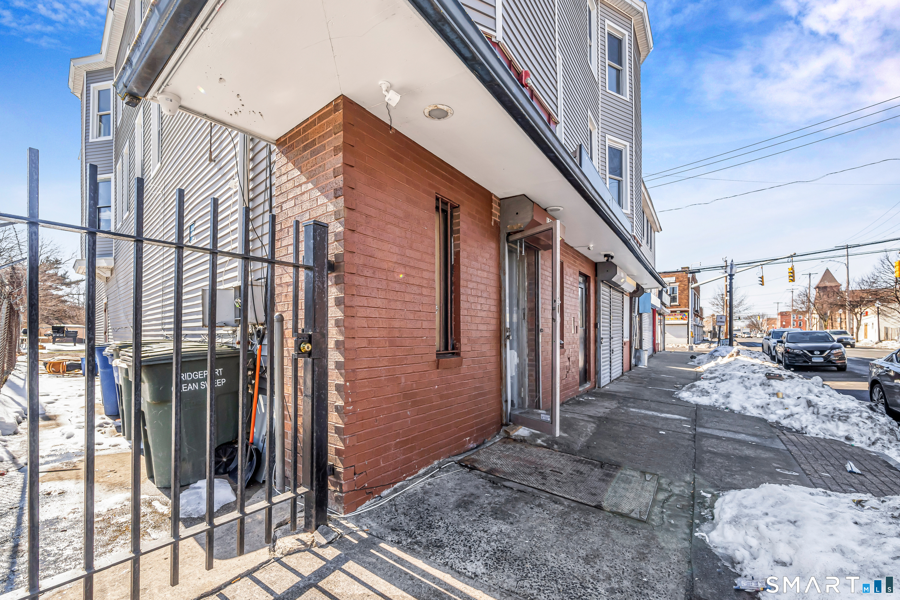 1322 Stratford Avenue